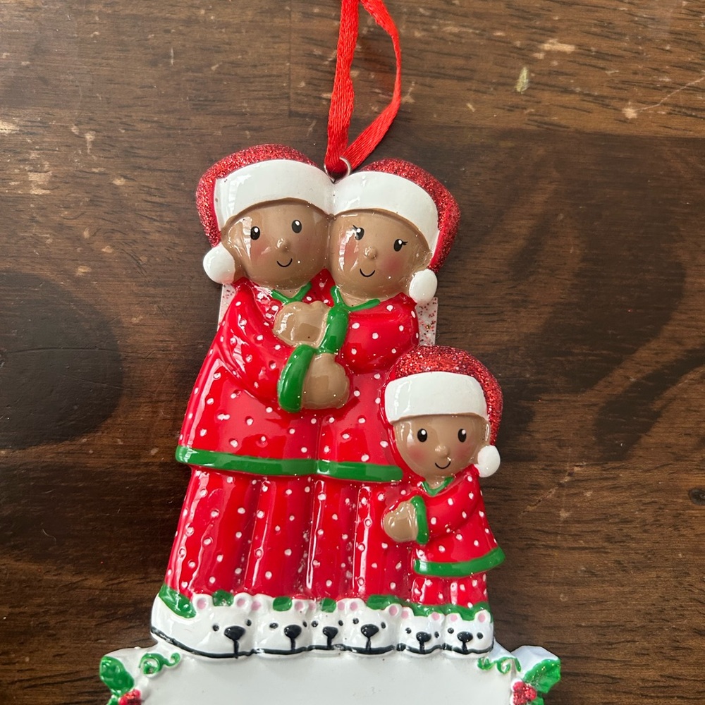 Family of 3 Christmas Ornament (can be personalized).